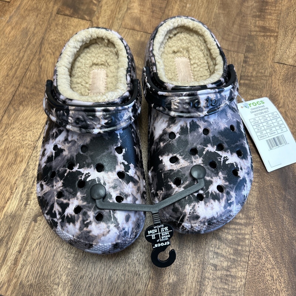 CROCS Classic Fur Lined Black Bleach Dye Camo Slip On Clog Men's 4 Women's 6 NWT